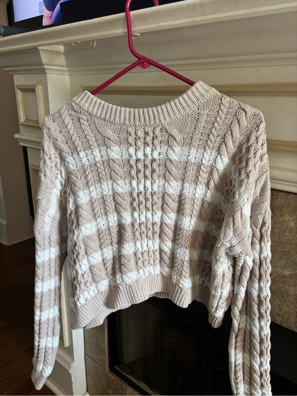 Cozy Cable-Knit Striped Crop Sweater - Beige & White